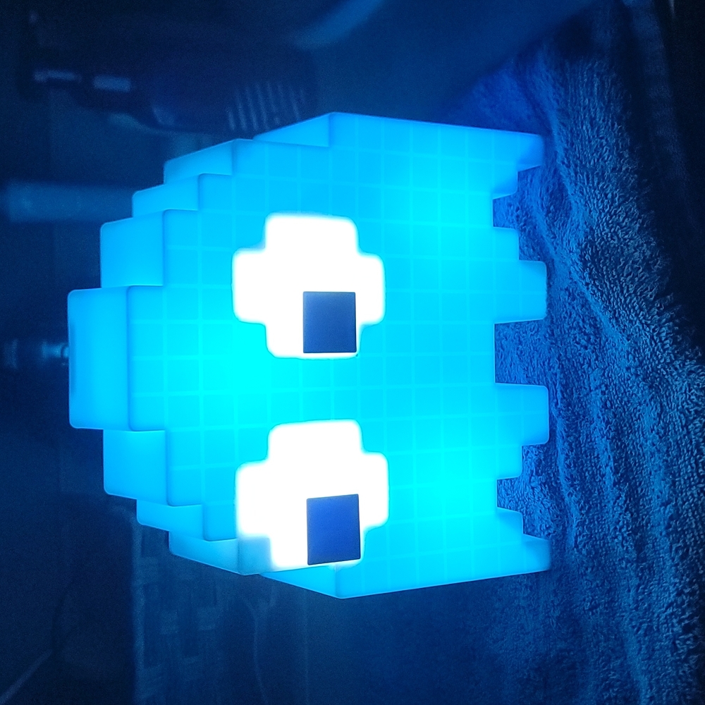 Color Changing Light - Picture 5 of 6